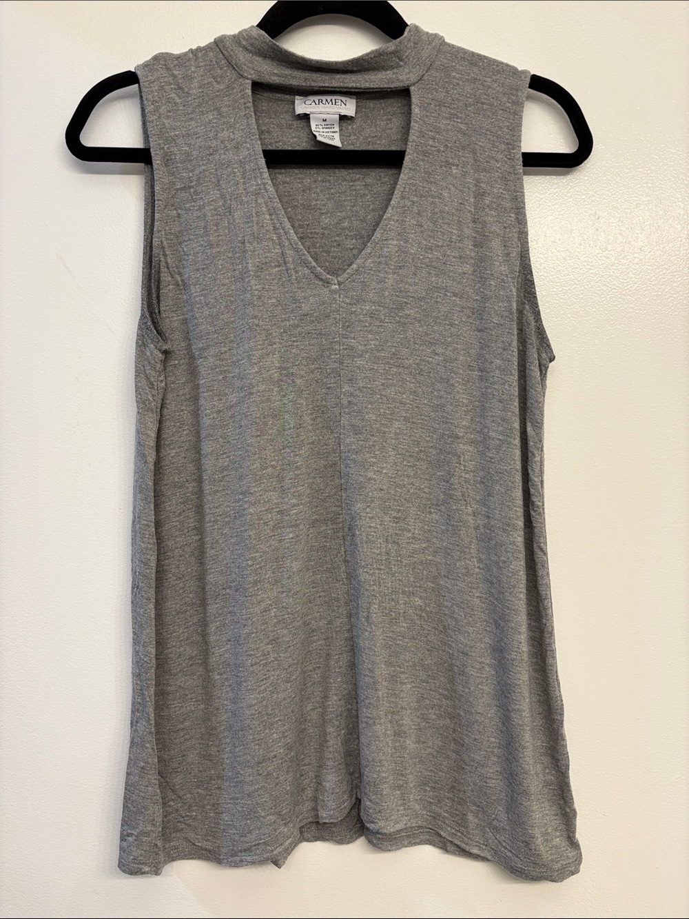 Carmen Marc Valvo Gray Sleeveless V-Neck Tank Top